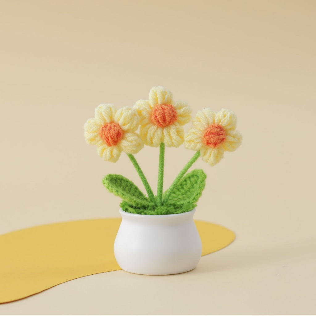 Crochet Tabletop Puff-Style Mini Yarn Planter