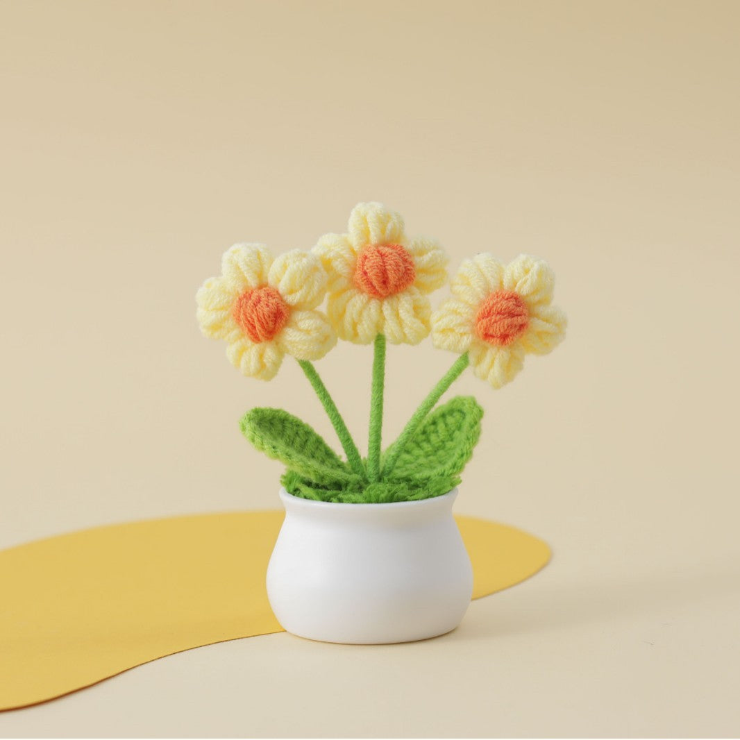 Crochet Tabletop Puff-Style Mini Yarn Planter
